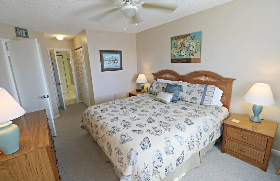 Ocean Village Club N21-1